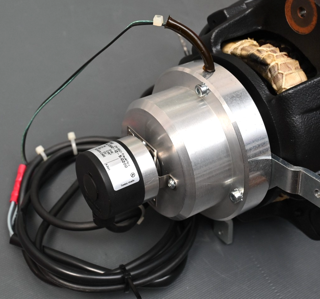 Hettich Motor E2630 R02 (200V Type) w/ Baumer Encoder Rotanta 46 RSC Centrifuge