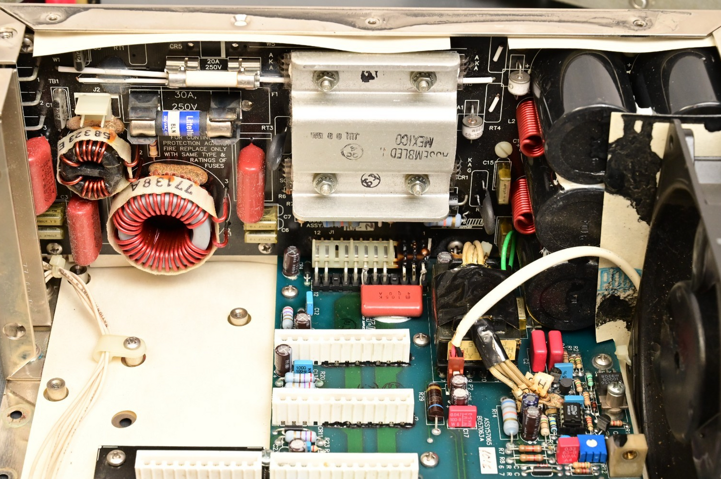 Power-One SPM5A2A2KHR DC Power Supply Chassis Empty As-Is 1500W 2x5V@150A 300VDC