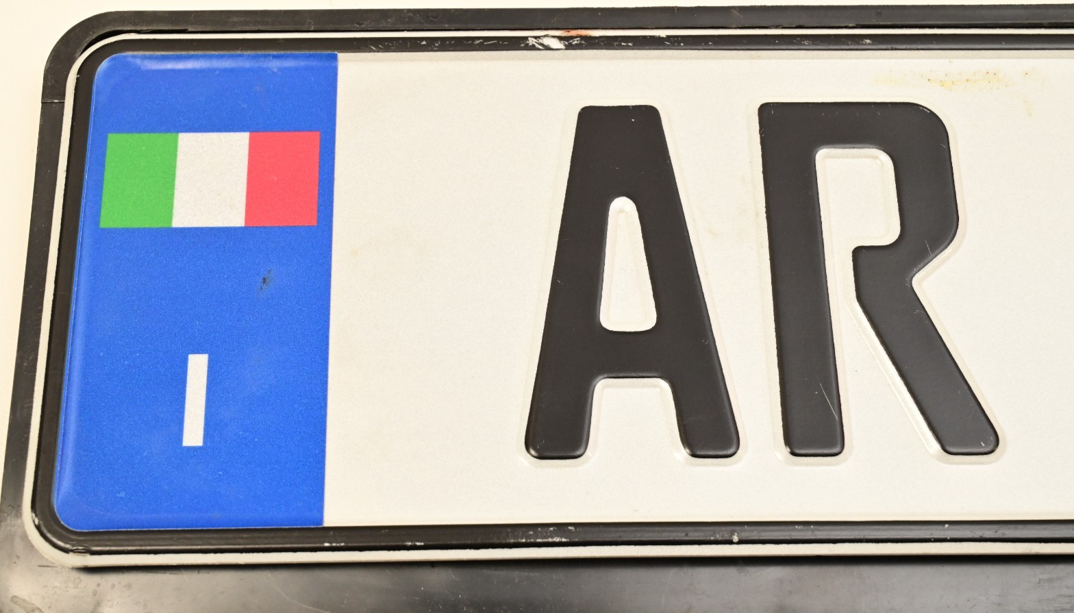 Italy License Plate AR 209KE Arezzo? Novelty? Aluminum w/ Plastic Mount Italian