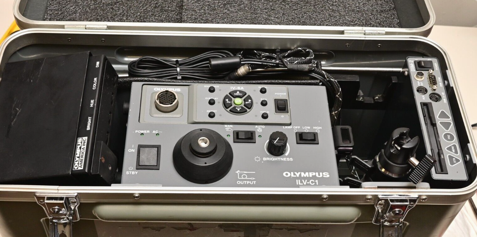 Olympus ILV-C1 DSM-2 Borescope Illuminator Floppy LCD w/ Case 944th Engine Shop
