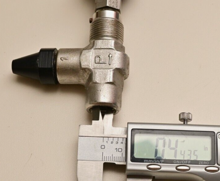 Parker NP6-Series Needle Valve with Dispensing Nozzle 316 Stainless 41-NP6AK-SSP