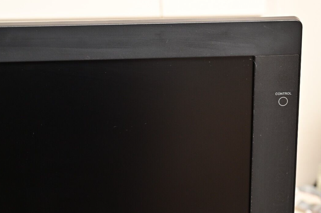 Sony LMD-2450W 24" High-Grade AC/DC LCD with BKM-243HS 4:2:2 HD-SDI Option Card