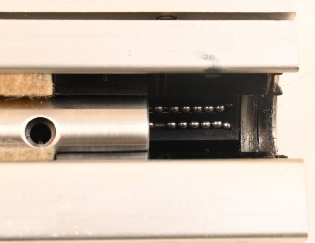 Thomson SSUTWNO 12 3/4" Linear Guide Bearing Pillow Block w/ 22.5" & 26" Shafts