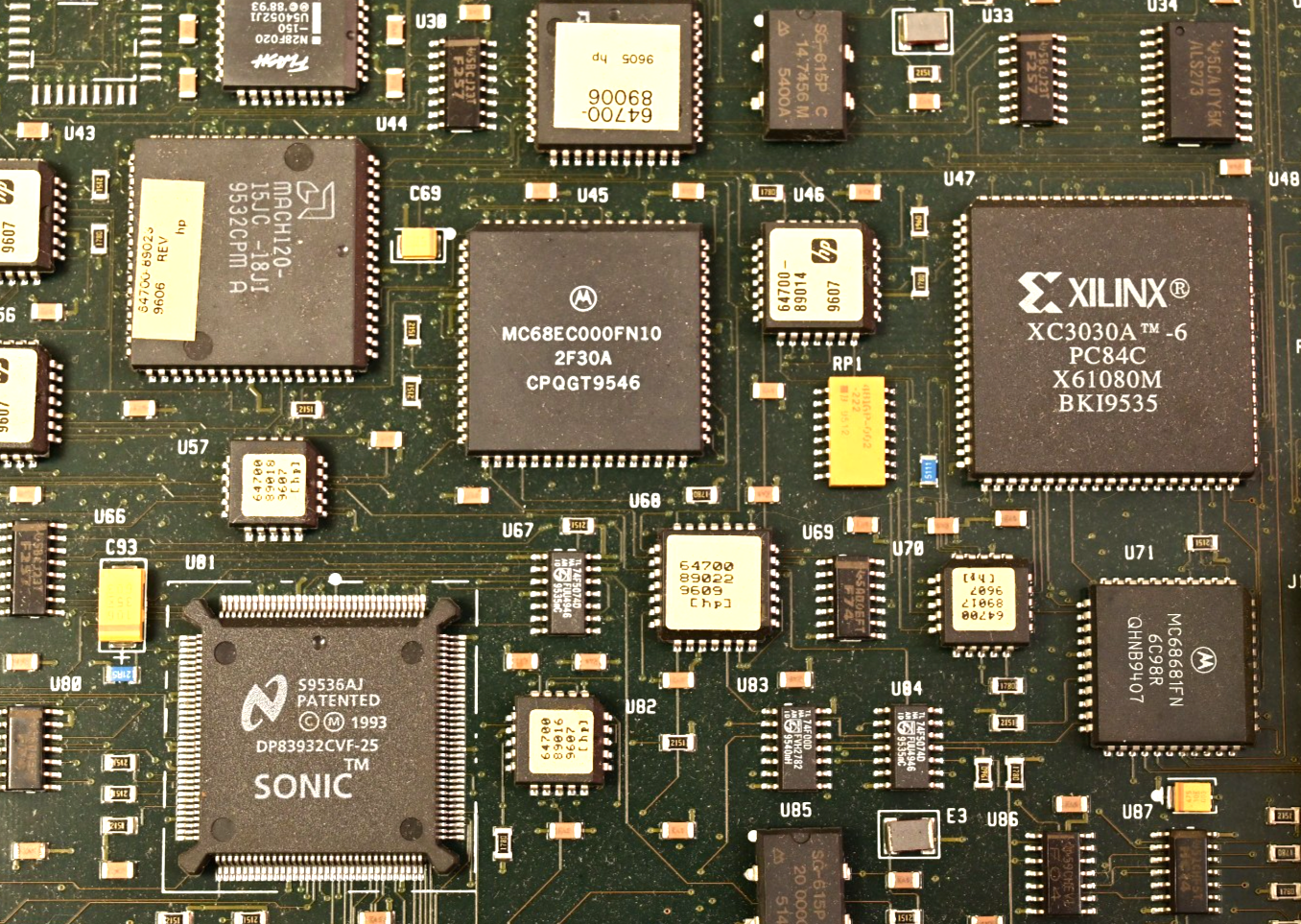HP 64700B Emulator CPU Board Motorola 68k Gold/Ceramic CPU RAM Gold Connectors