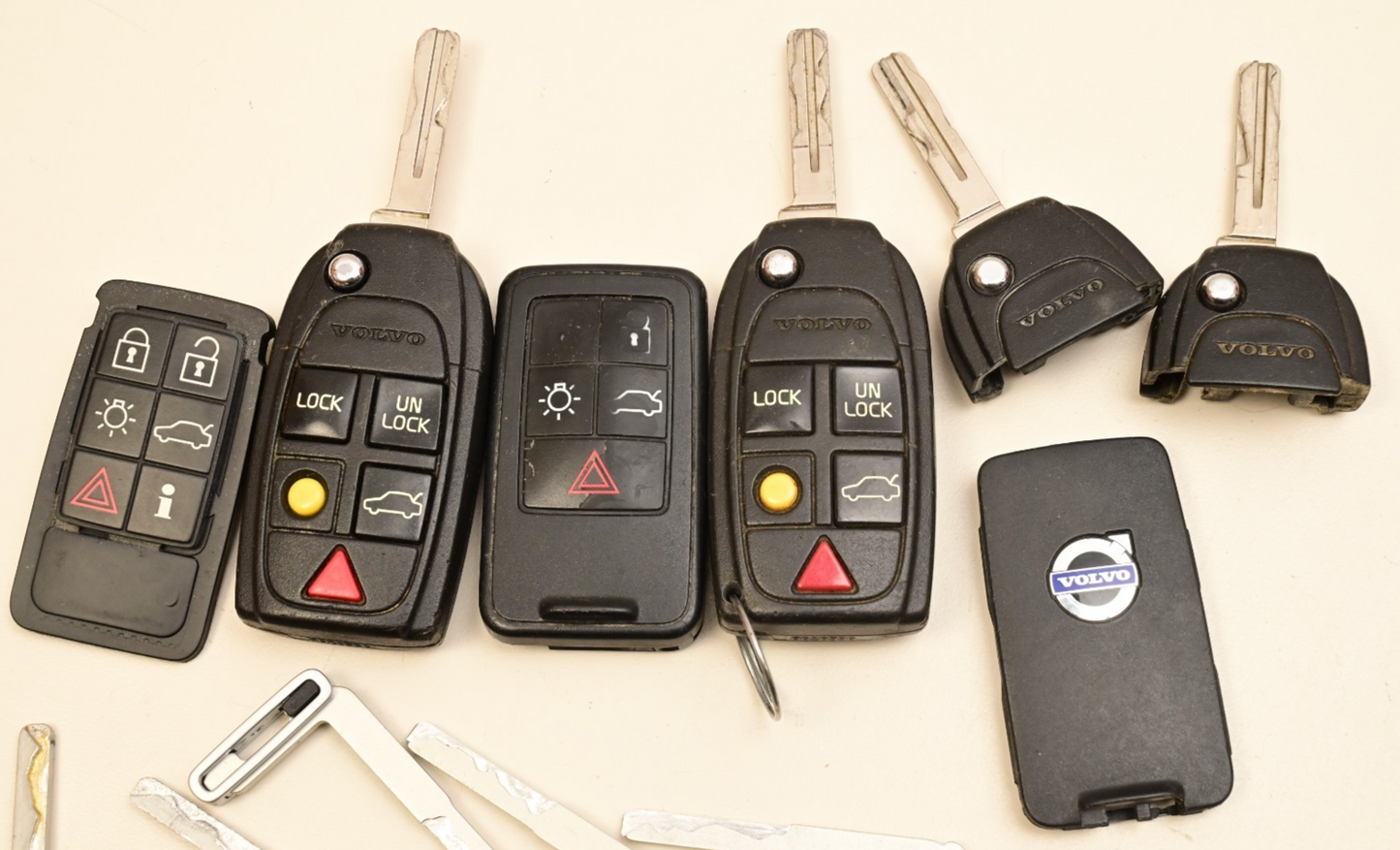 Volvo Keys & Keyless Remote Parts Cut/Used XC60 XC90 S70 Etc.