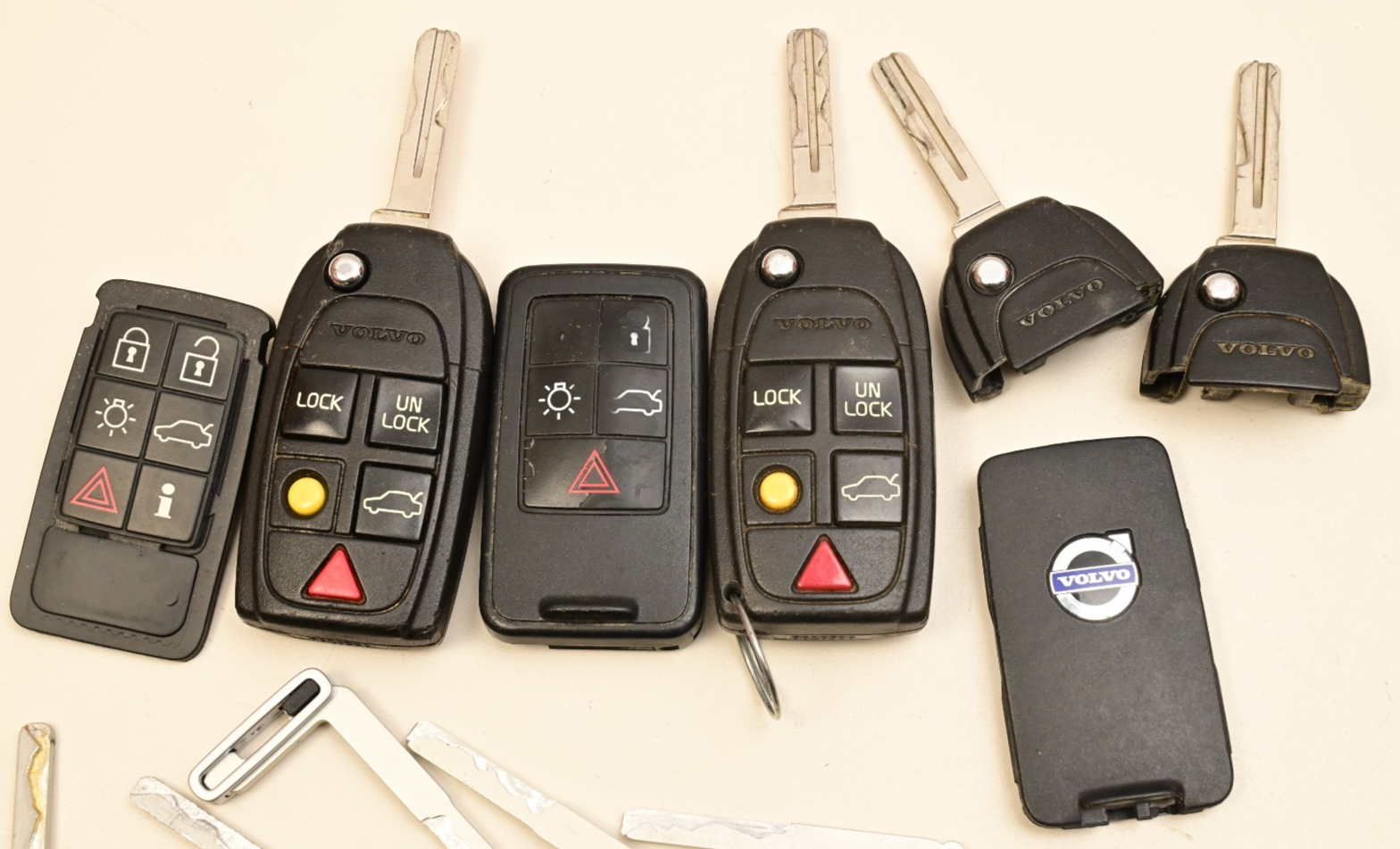 Volvo Keys & Keyless Remote Parts Cut/Used XC60 XC90 S70 Etc.