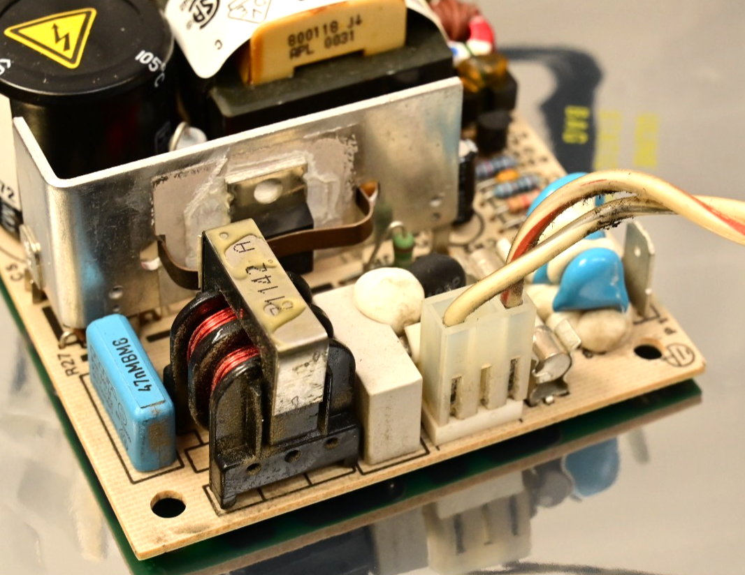 Artesyn NFS40-7610 DC Power Supply 5.1V@3A 15V@2A -15V@350mA NLA