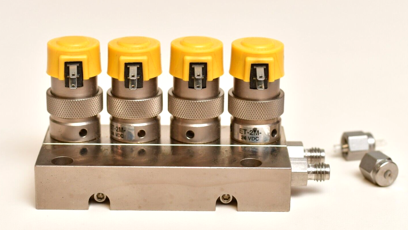 Clippard 4 x E2-M-24VDC Valve Block Assembly Sciex API 100