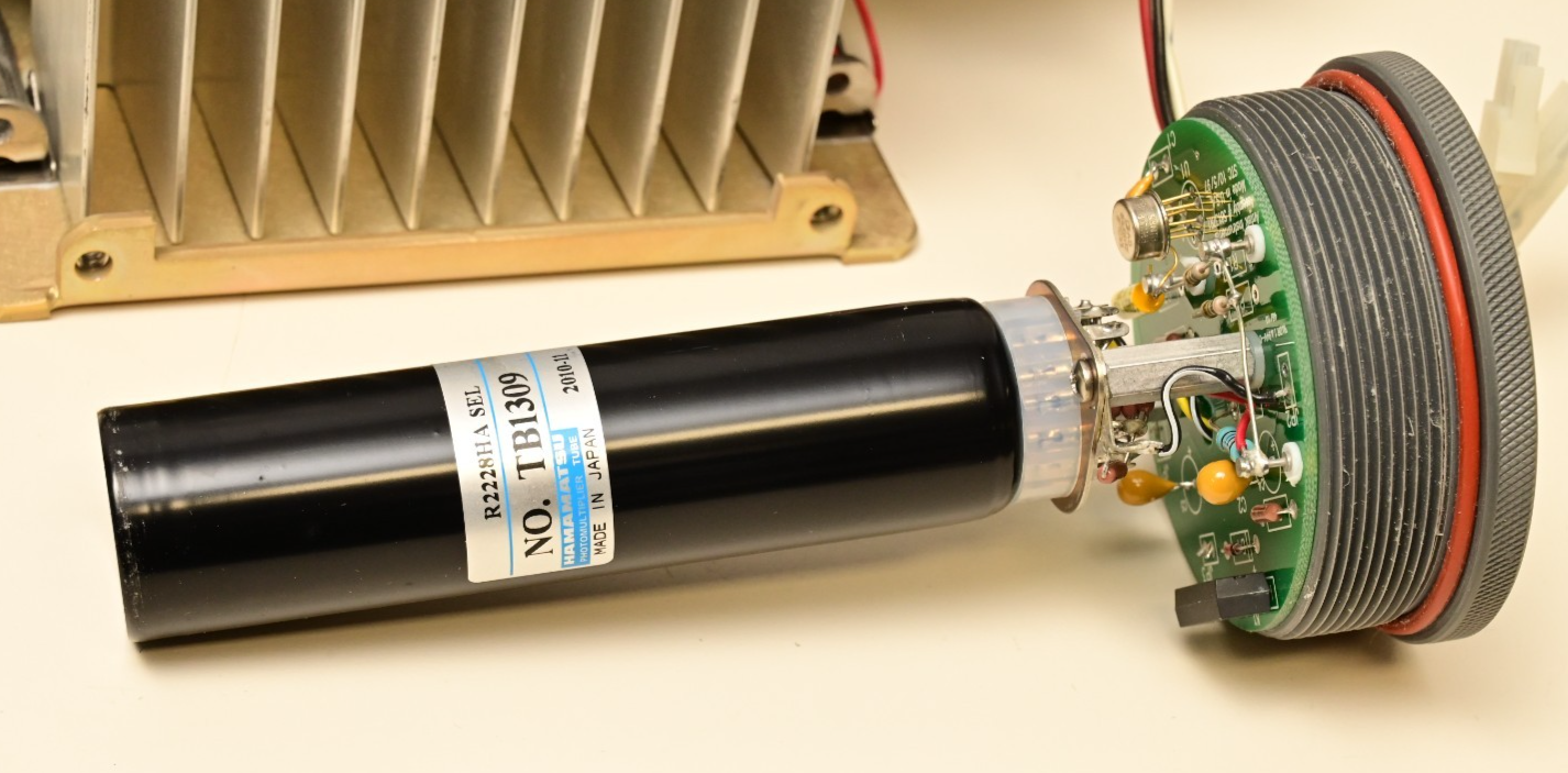 Antek 8060 Nitrogen Specific HPLC Detector Reaction Chamber & R2228 PMT Assembly