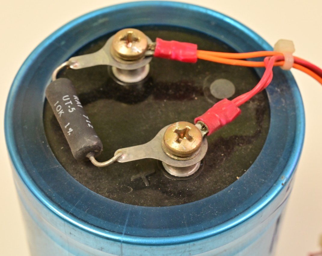 Mallory 2450uF 200V Large Can Electrolytic Capacitor 2450mfd Screw Terminal
