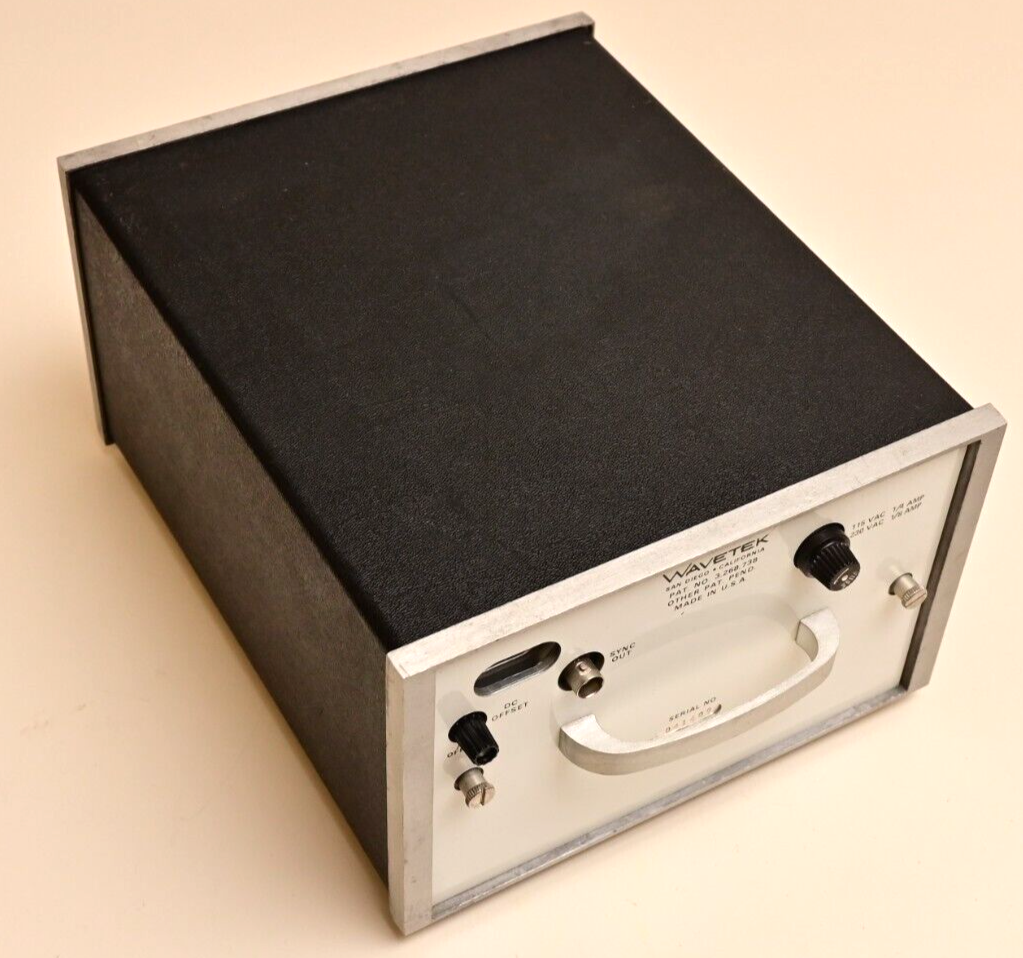 Vintage Wavetek Model 136 VCG/VCA Generator ex-US Govt Harry Diamond Labs