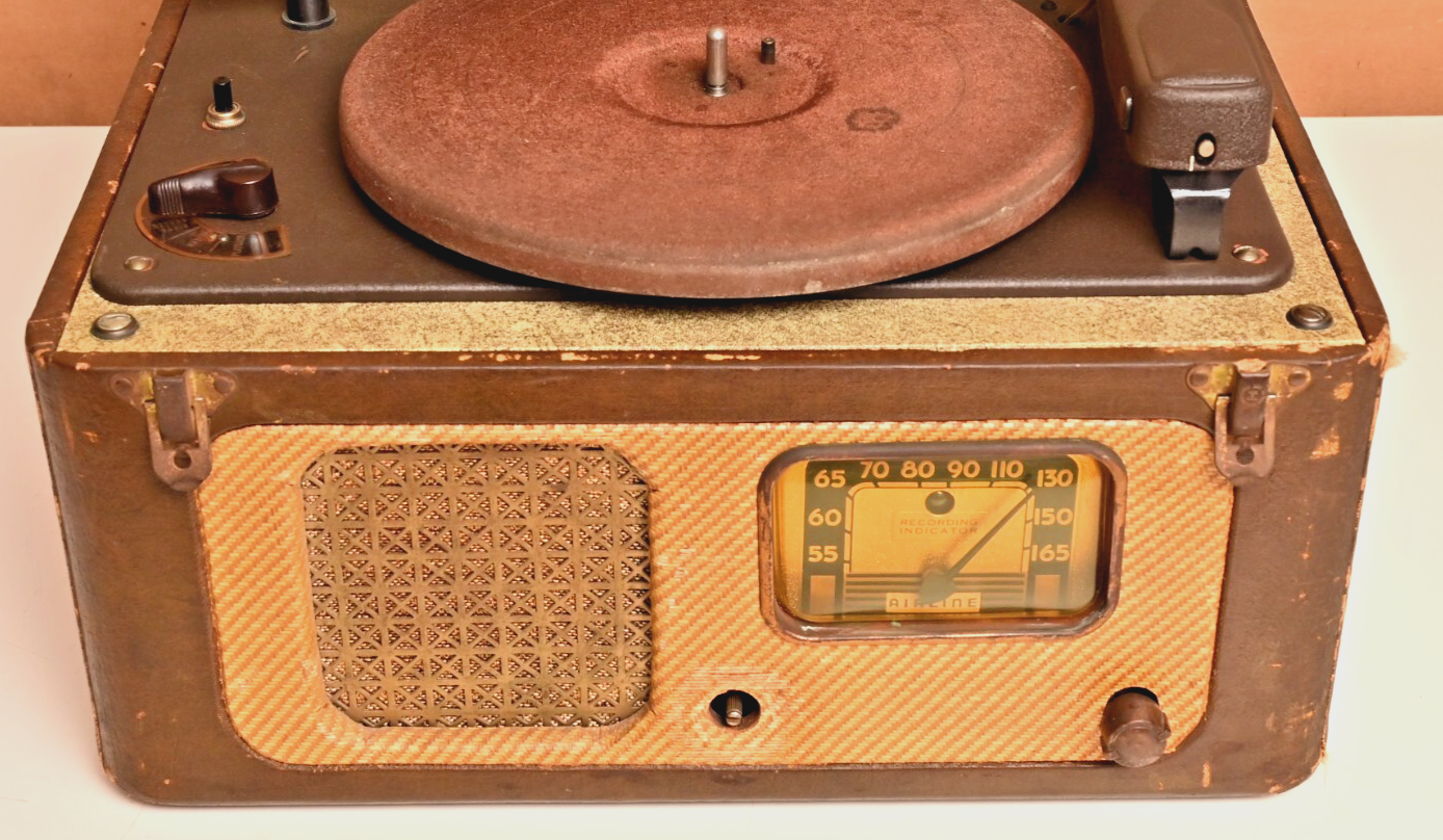 Wards Airline Recording Lathe Tube Radio 14BR-629A Slow Burning Record Blanks