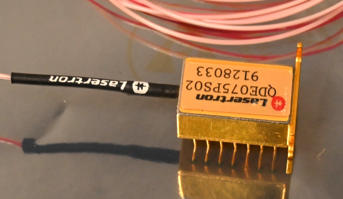 Lasertron Fiber Laser Detector Module QDE075PS02 Gold Plated Case Vintage 1990