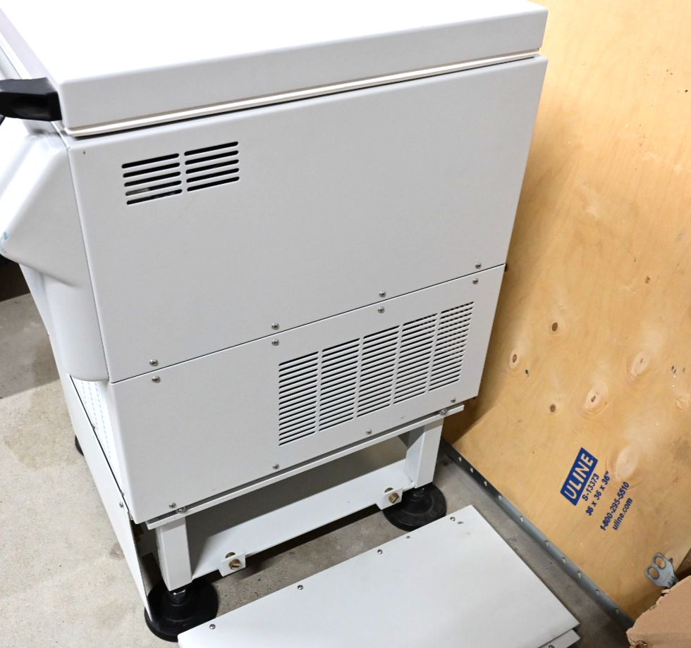 Hettich Rotanta 460 Robotic Refrigerated Centrifuge w/ 4444 4500 RPM Rotor 2015