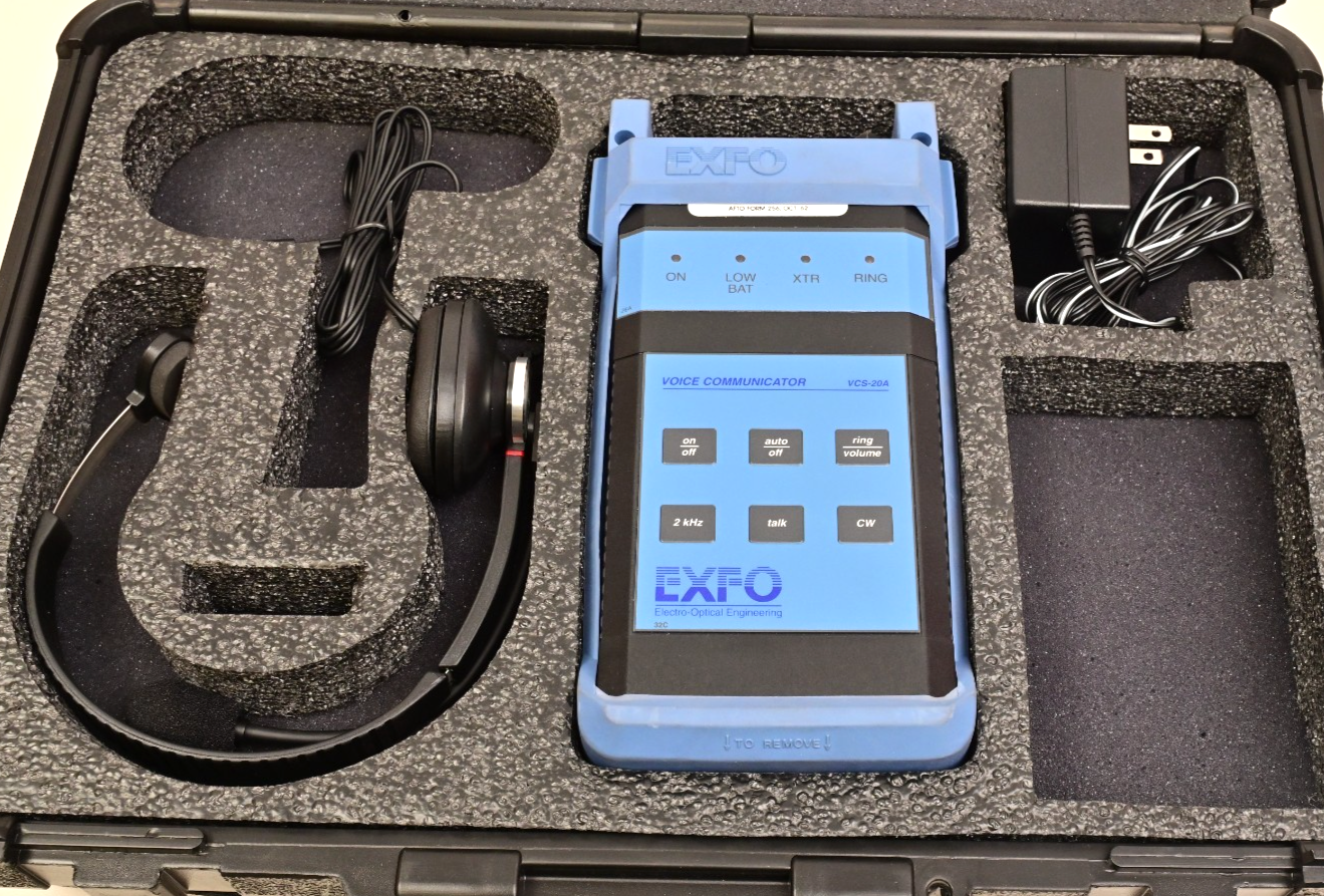 EXFO VCS-20A Voice Communicator Kit Fiber Optic Talk Set w/ Headset P/S & Case