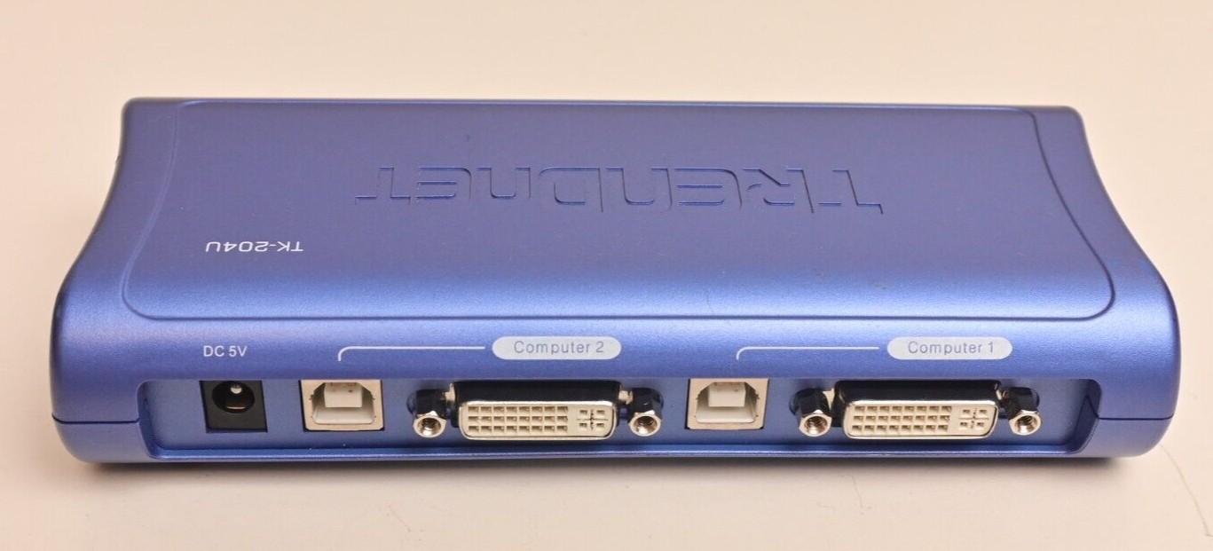 Lot of 5 IT Items Juniper NS-5GT D-Link DES-1105 IOGear Trendnet KVMs TRULink