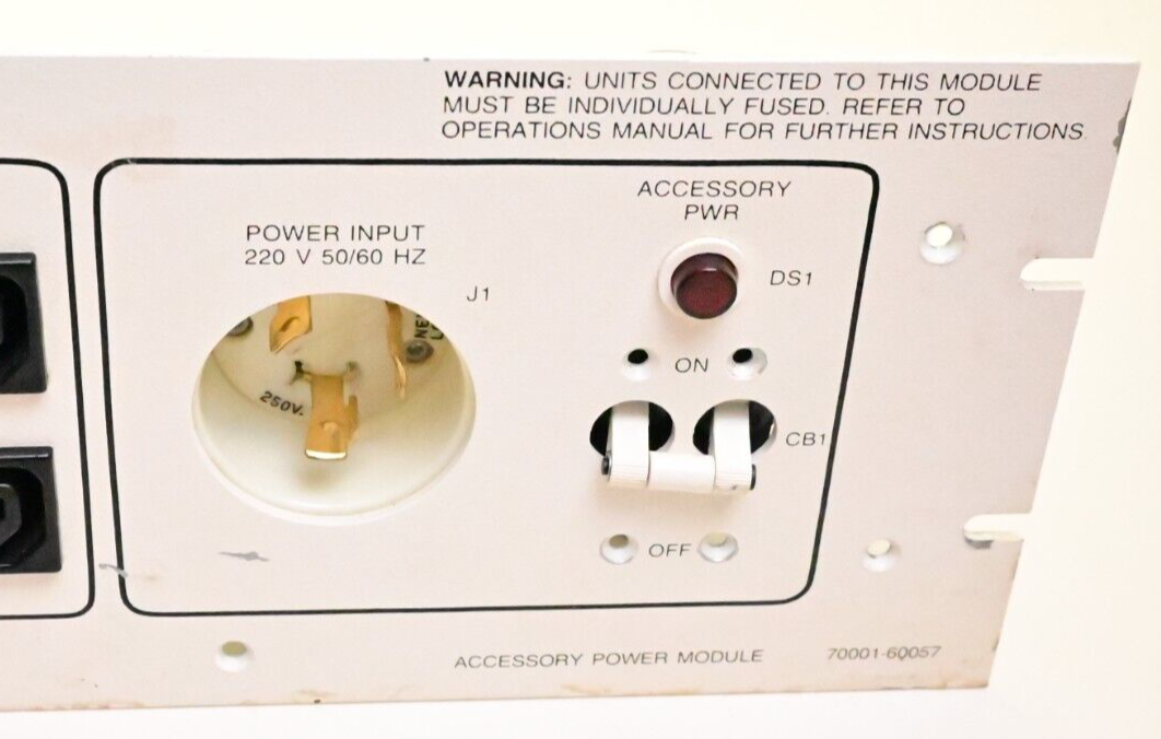 Finnigan TSQ7000 220V Power Distribution Module Panel 70001-60057 Twist-Lock IEC