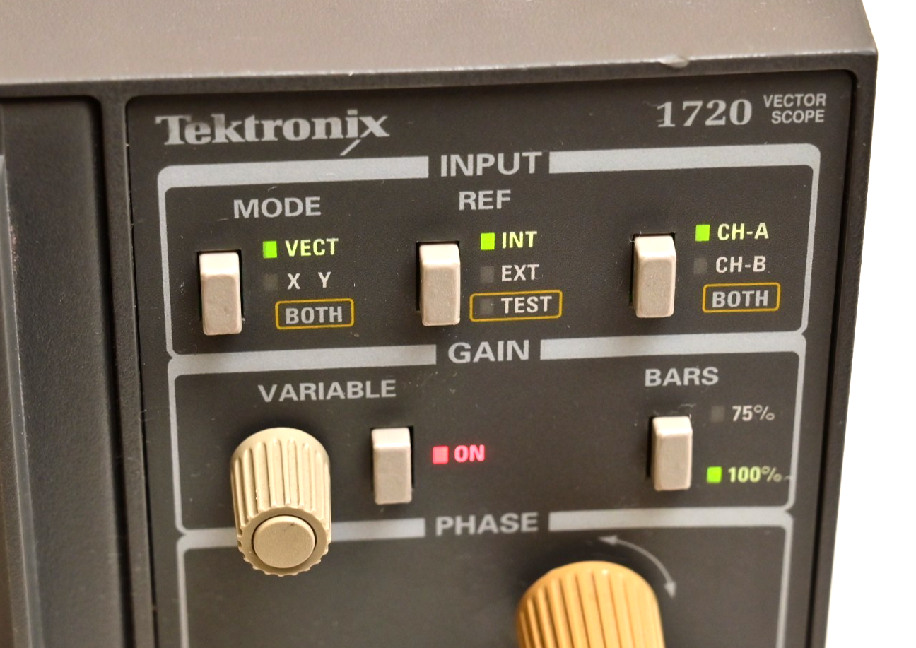 Tektronix 1720 Vectorscope Tek Broadcast Test Equipment Vintage Ex-CNN CRT