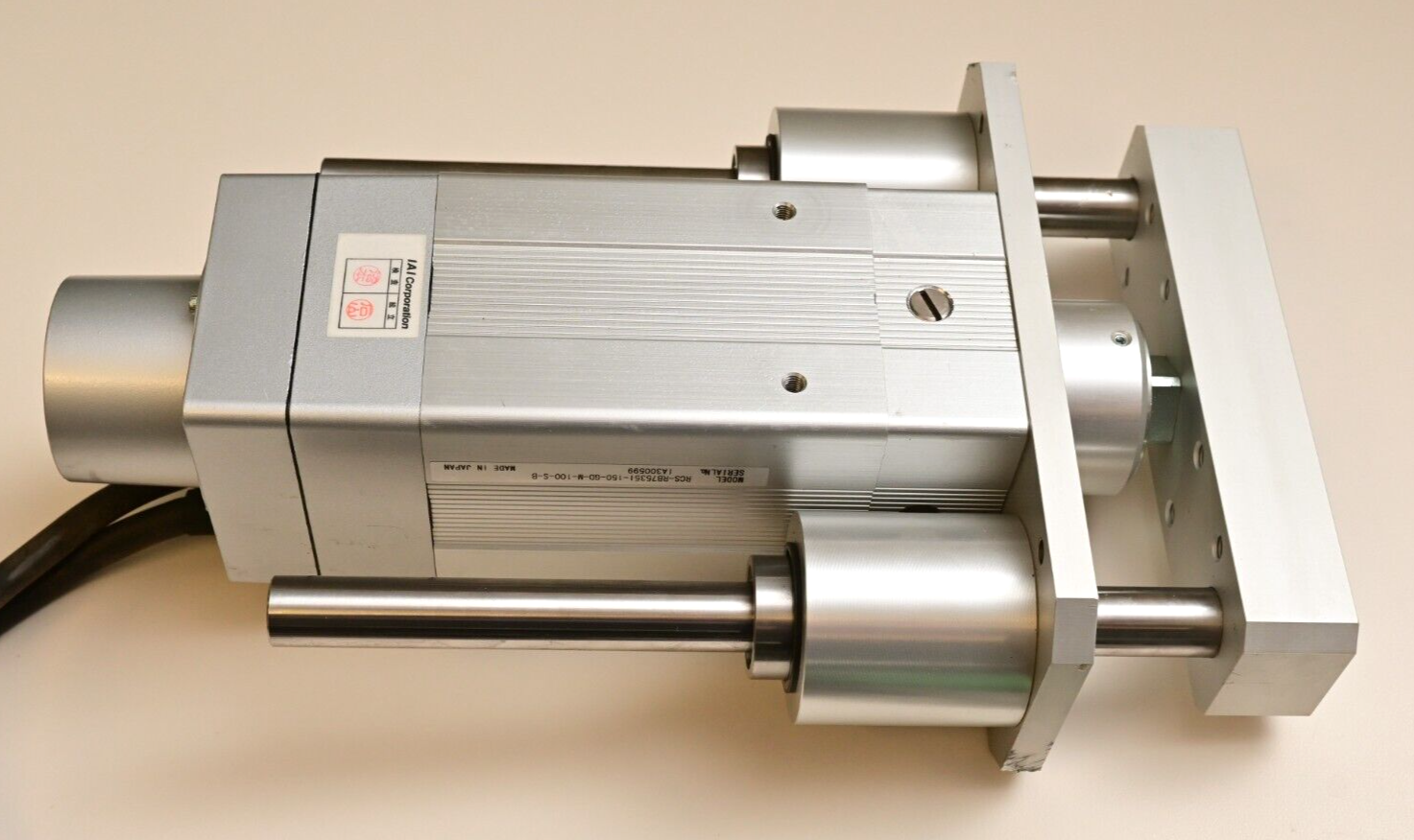 IAI Robo Cylinder Linear Actuator w/ Controller Wafer Fab Robot Elevator/Z-Axis