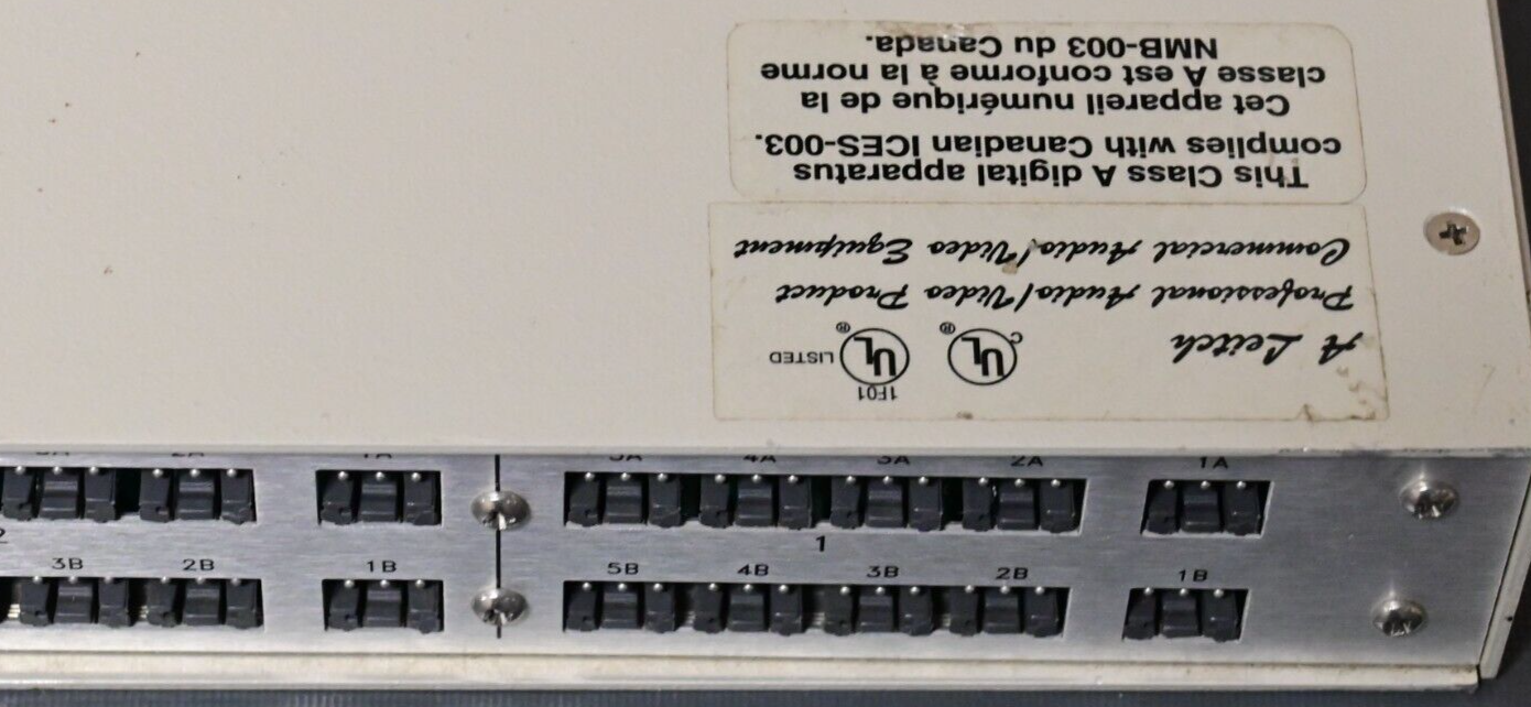 LEITCH FR-883 Audio Distribution Amplifier 884PS w/ 2X AMD-880 LO Z Cards