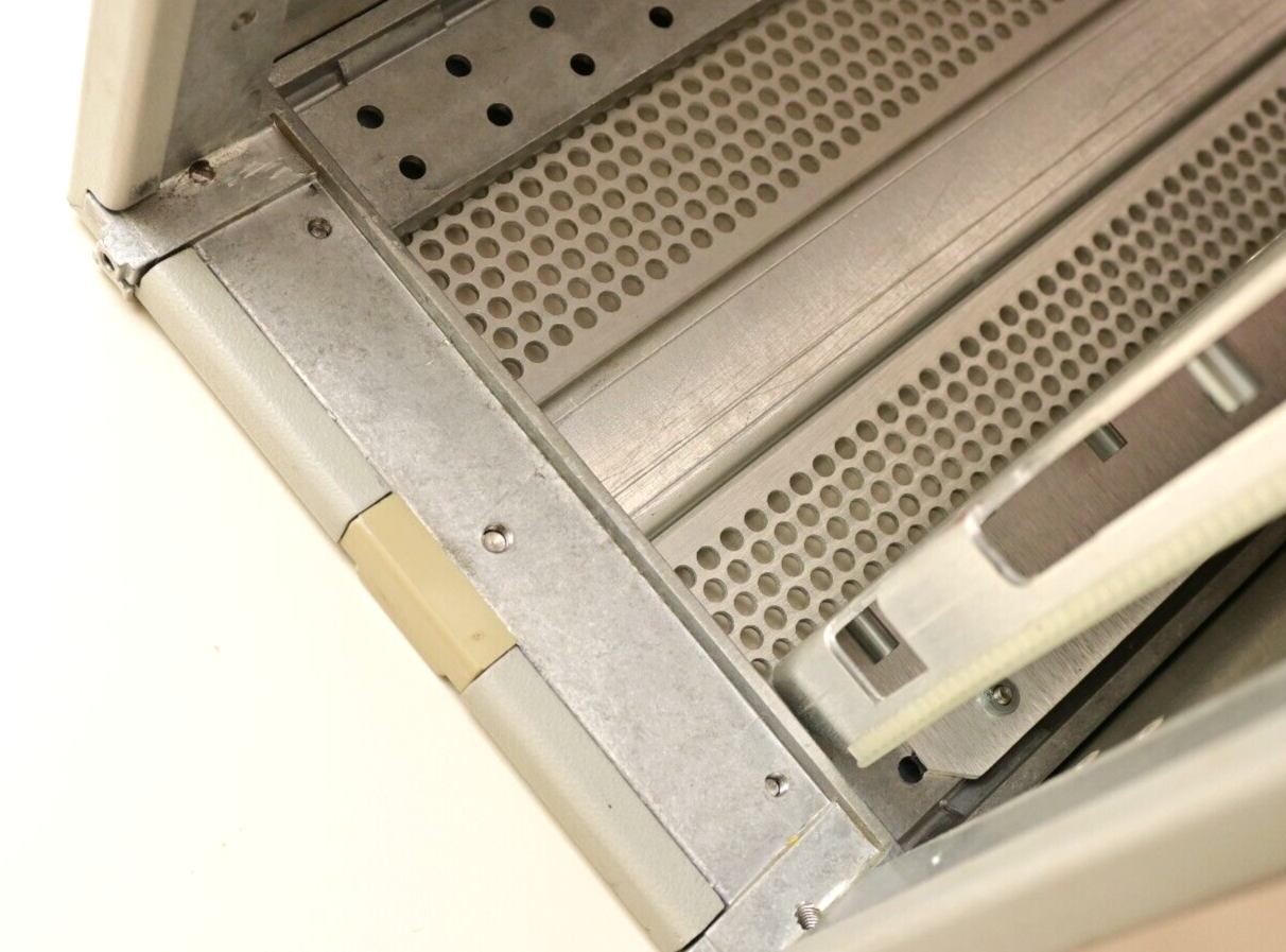 Agilent 4U x 22" Empty Rack Mount Chassis Aluminum Project Enclosure w/ Handles