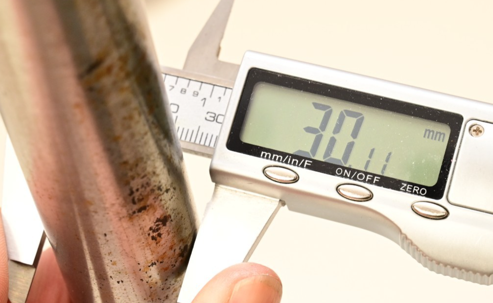 Wild Heerbrugg Stereo Microscope Stand Weighted Base 21" x 30mm Shaft