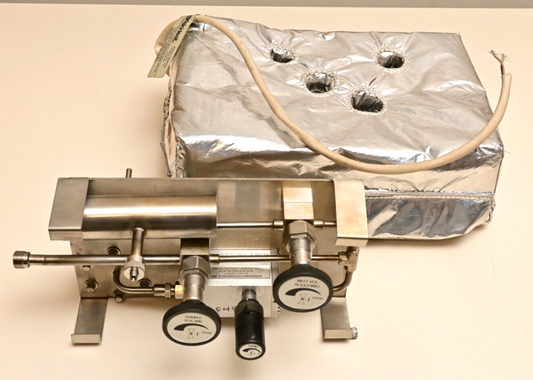 Mass Spec Vacuum Roughing Sample Volume Cryo Leak Assembly & Heater MDC Nupro SS